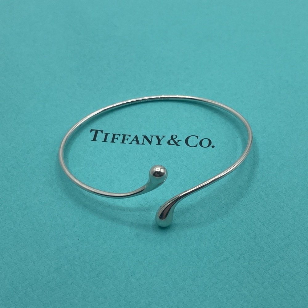 🎁 Tiffany & Co. Elongated Teardrop Bangle Elsa Peretti®
